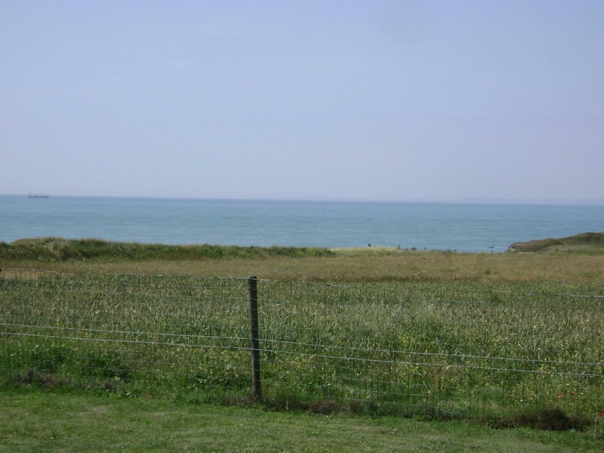 Wonderful Holiday Home In Audinghen With Garden Eksteriør bilde